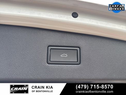 Used 2024 Volkswagen Tiguan SE R-Line image 18