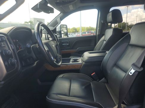 Used 2018 Chevrolet Silverado 3500 High Country w/ Duramax Plus Package AWD/4WD image 11