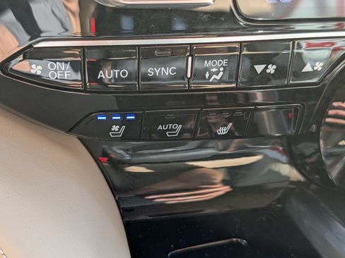 Used 2022 Acura MDX SH-AWD w/ Advance Package image 28