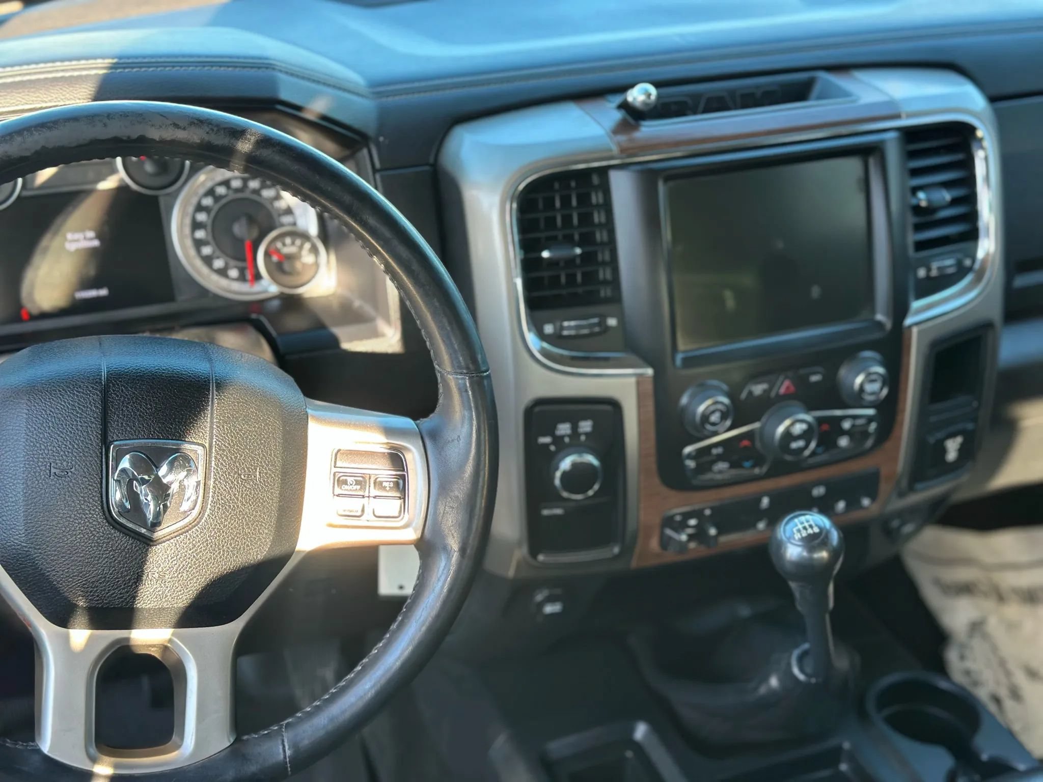 Used 2013 RAM 3500 Laramie AWD/4WD image 13