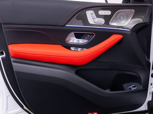New 2026 Mercedes-Benz GLE 53 AMG 4MATIC image 14
