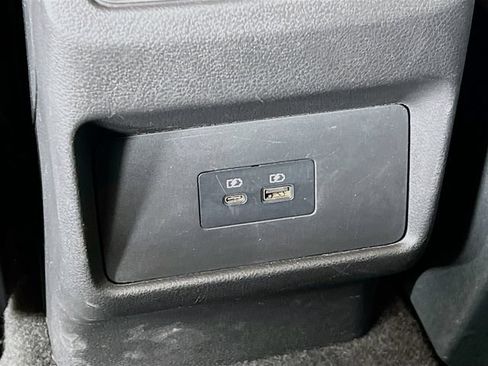 Used 2023 Nissan Rogue SV AWD/4WD image 31