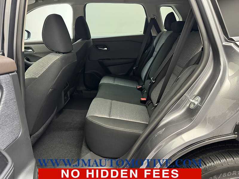 Used 2023 Nissan Rogue SV AWD/4WD image 14