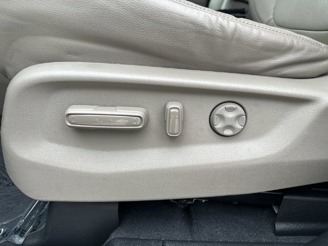 Used 2024 Honda Odyssey EX-L image 23