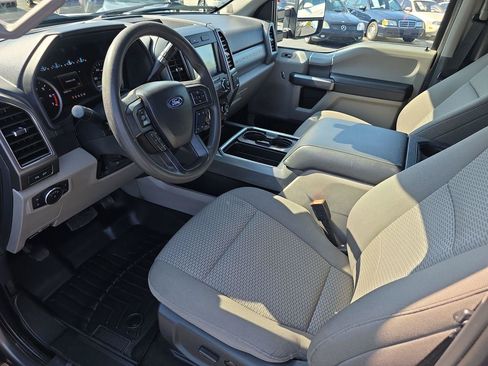 Used 2022 Ford F250 XLT w/ XLT Premium Package AWD/4WD image 4