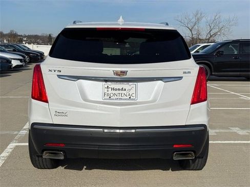 Used 2017 Cadillac XT5 Luxury w/ Driver Awareness Package image 5
