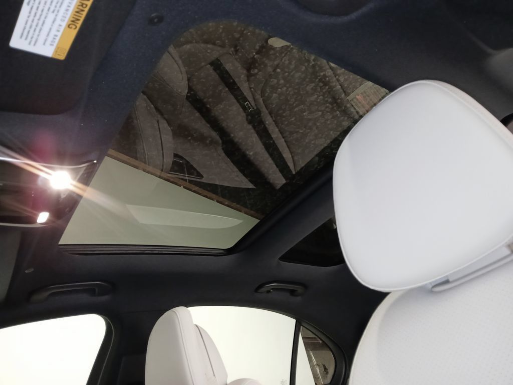 Used 2026 Mercedes-Benz C 300 4MATIC Sedan image 12