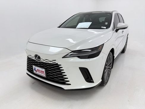 Used 2023 Lexus RX 350 FWD w/ Accessory Package image 4