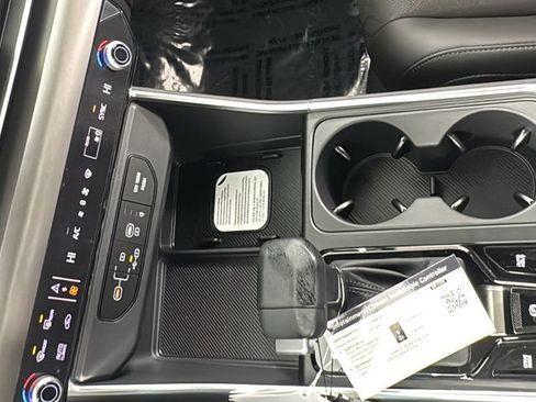 New 2026 Kia Carnival SX w/ SX Dark Edition Package FWD image 30