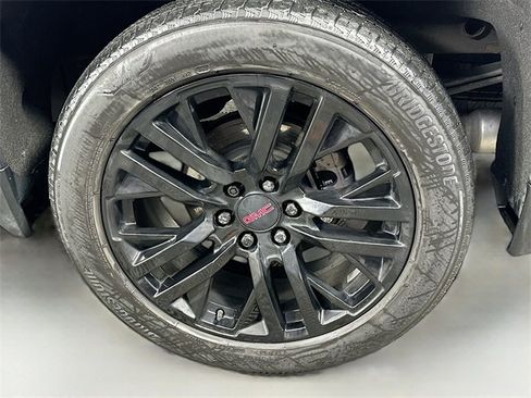 Used 2022 GMC Sierra 1500 Denali image 32