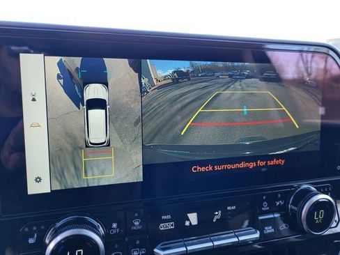 New 2026 Toyota Highlander Limited image 24