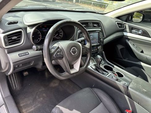 Used 2017 Nissan Maxima 3.5 S image 11