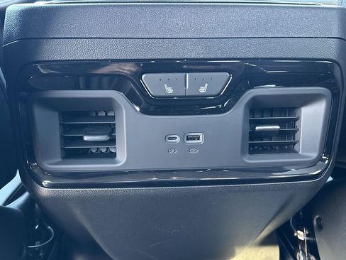 New 2026 GMC Sierra 1500 AT4 w/ Technology Package image 24