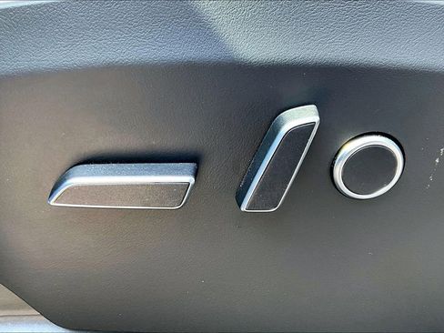Used 2022 Tesla Model X Plaid AWD/4WD image 34