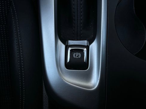 Used 2025 Buick Envista Preferred image 21