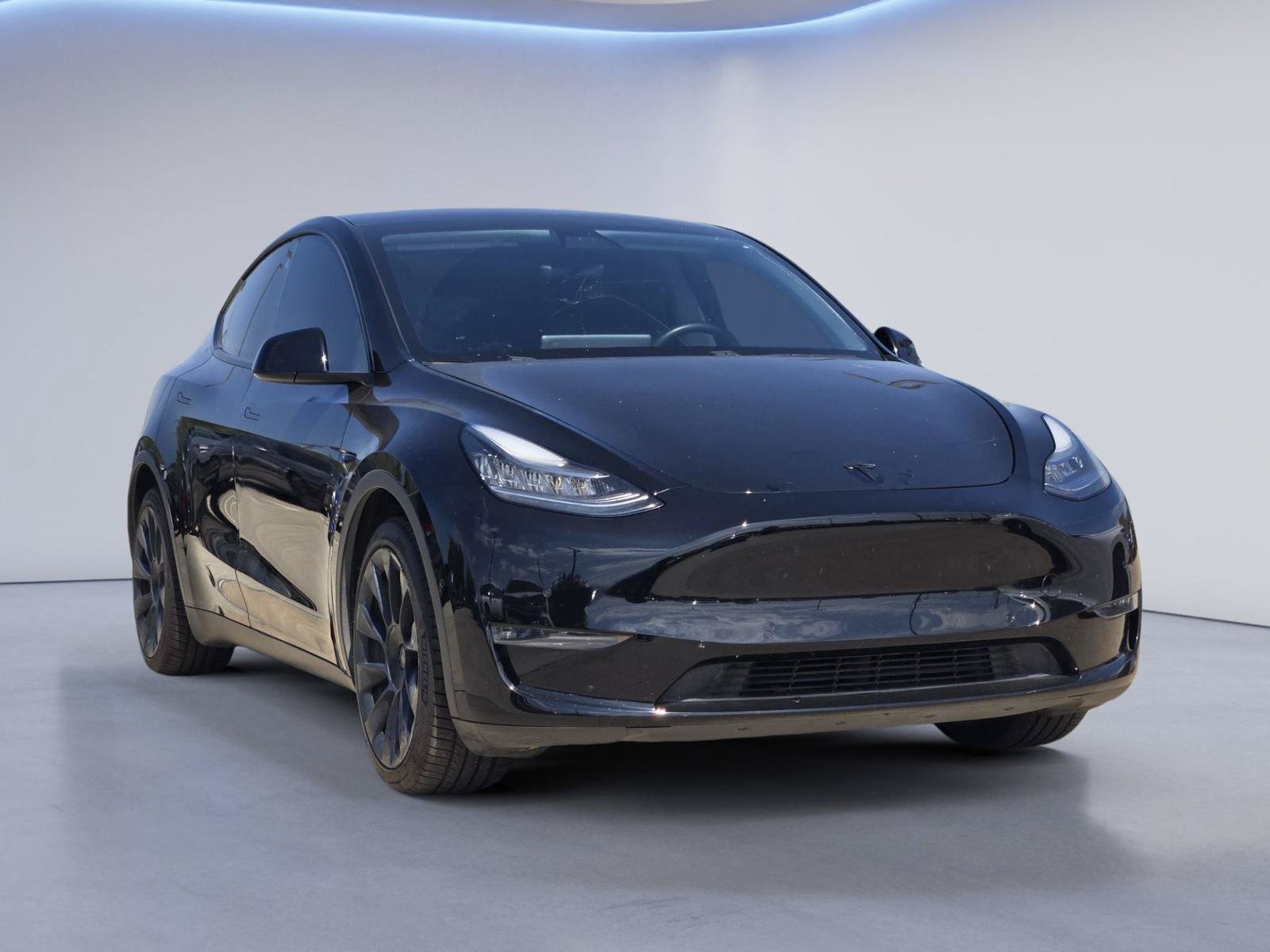Used 2021 Tesla Model Y Long Range AWD/4WD image 3