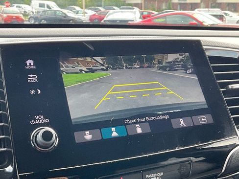 Used 2019 Honda Pilot Elite image 23