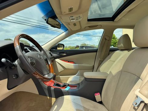 Used 2011 Lexus ES 350 FWD image 19