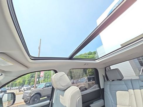 Used 2024 Toyota Tundra Limited AWD/4WD image 42