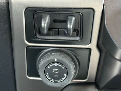 Used 2022 Ford F350 Platinum image 23