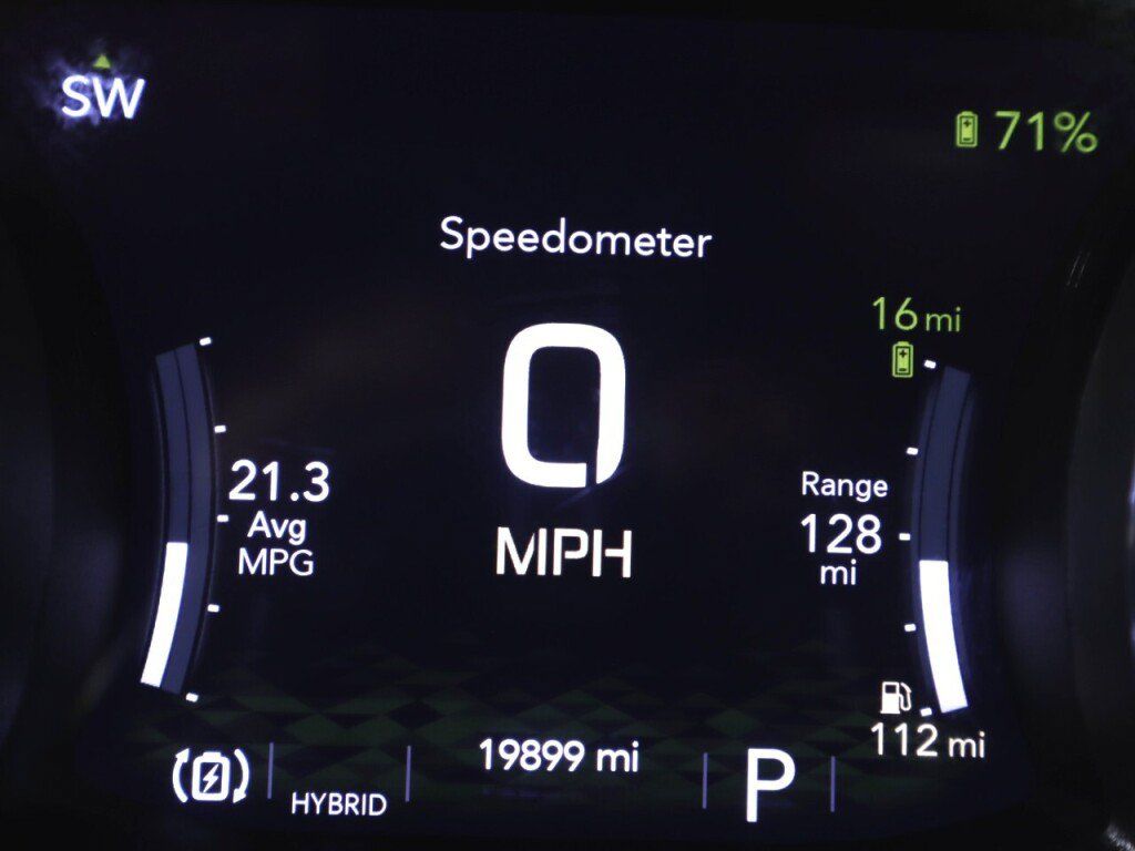 Used 2023 Jeep Wrangler Unlimited Rubicon 4xe w/ Safety Group AWD/4WD image 15