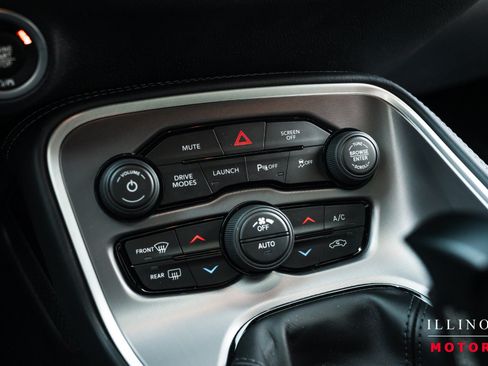 Used 2022 Dodge Challenger R/T Scat Pack RWD image 24