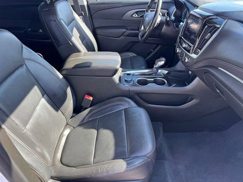 Used 2021 Chevrolet Traverse Premier w/ Redline Edition image 8