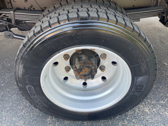 Used 2005 Chevrolet Kodiak C4500 2WD Regular Cab image 17