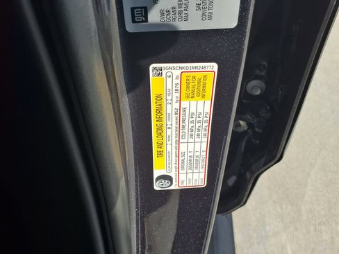 Used 2024 Chevrolet Tahoe LT RWD image 37