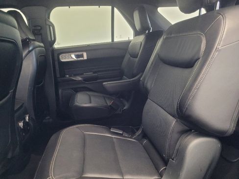 Used 2020 Ford Explorer Limited AWD/4WD image 18
