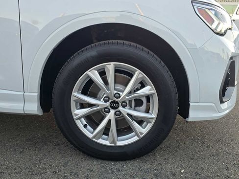 New 2025 Audi Q3 2.0T Premium Plus image 9