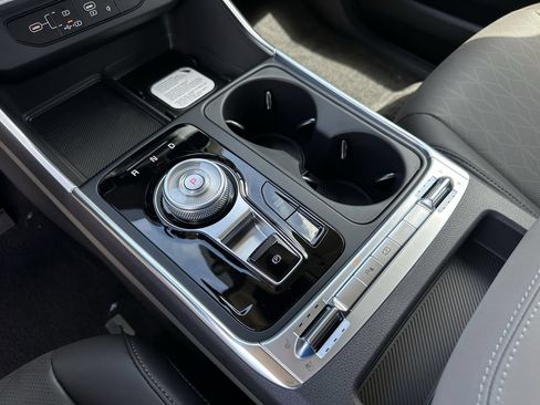 New 2026 Kia Carnival SX FWD image 24
