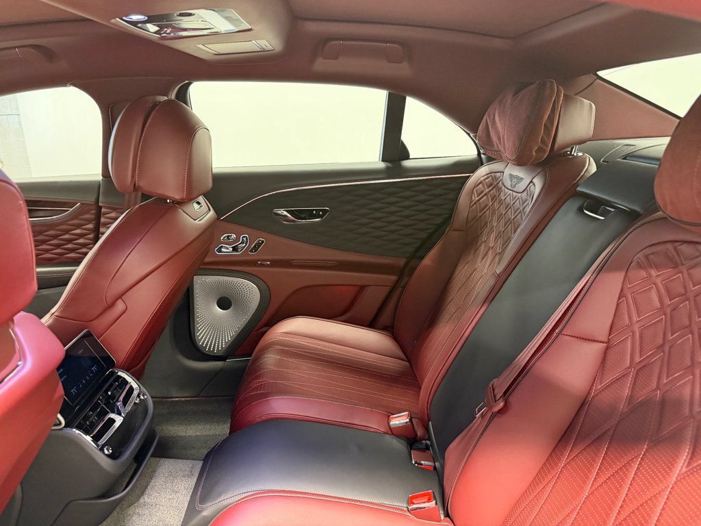 Used 2022 Bentley Flying Spur W12 AWD/4WD image 12