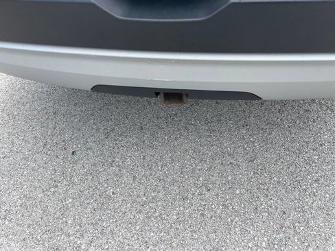 Used 2018 GMC Acadia SLE AWD/4WD image 13