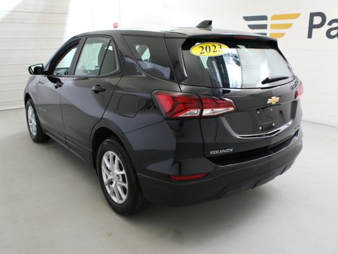 Used 2023 Chevrolet Equinox LS image 7
