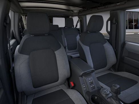 New 2025 Ford Bronco 4-Door image 10