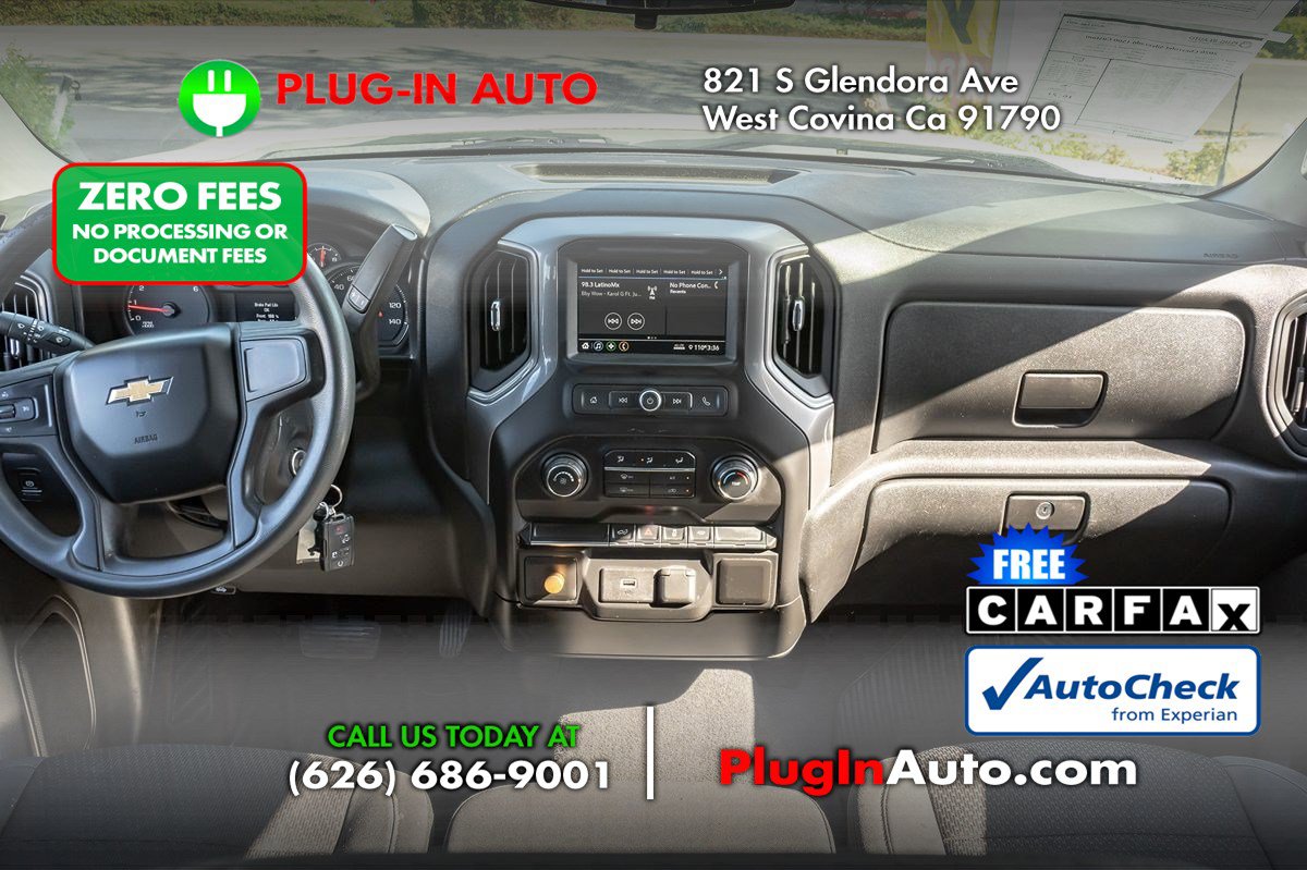 Used 2020 Chevrolet Silverado 1500 Custom w/ Custom Value Package RWD image 14