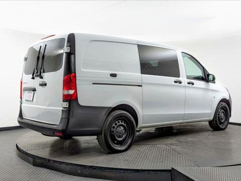 Used 2018 Mercedes-Benz Metris image 8