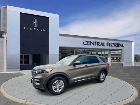 Used 2021 Ford Explorer XLT w/ Equipment Group 202A RWD image 9