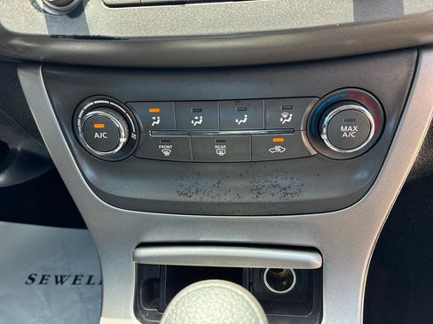 Used 2014 Nissan Sentra S FWD image 25