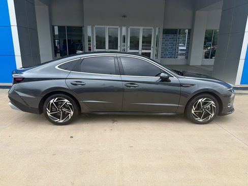 Used 2024 Hyundai Sonata SEL w/ Convenience Package FWD image 7