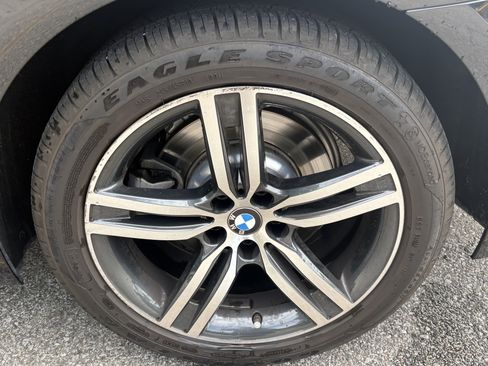Used 2021 BMW 530i xDrive w/ Convenience Package AWD/4WD image 14