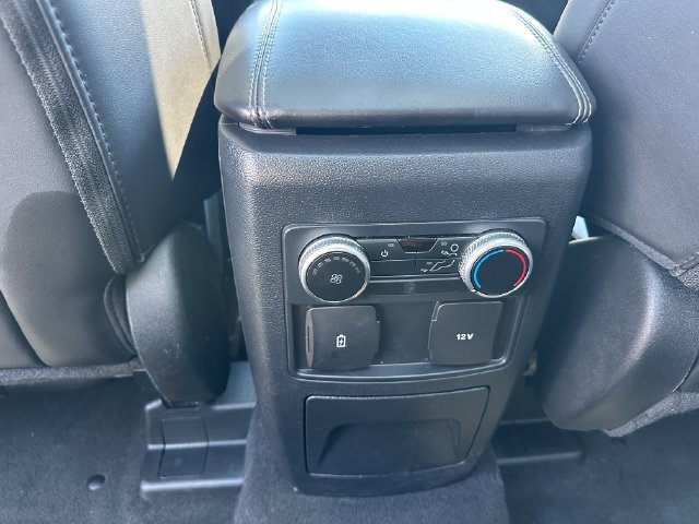 Used 2023 Ford Explorer XLT w/ Equipment Group 202A AWD/4WD image 17