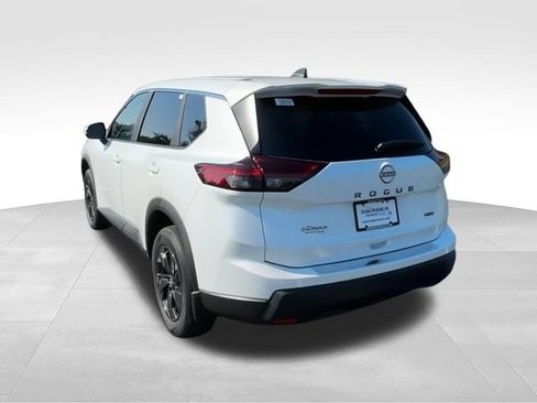 New 2026 Nissan Rogue SV w/ Cold Weather Package AWD/4WD image 8