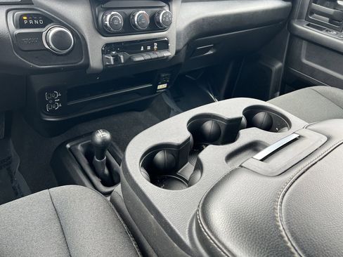 Used 2024 RAM 2500 Tradesman w/ Chrome Appearance Group image 12