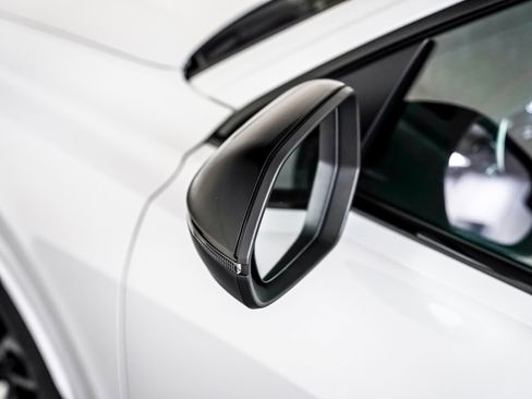 New 2026 Audi SQ8 Prestige image 24