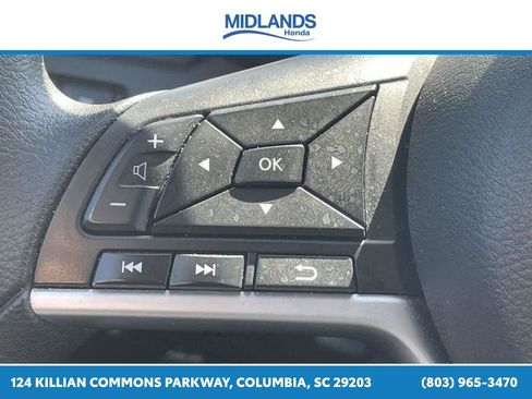 Used 2025 Nissan Altima 2.5 SV FWD image 21