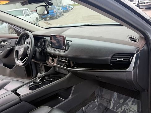 Used 2023 Nissan Rogue SL image 21