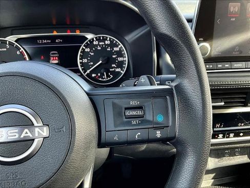 Certified 2024 Nissan Rogue SV image 23