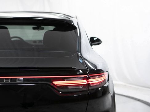 Certified 2022 Porsche Cayenne image 36